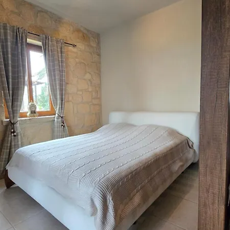To Petrino, Stylish Stone House, Elani Appartamento Siviri