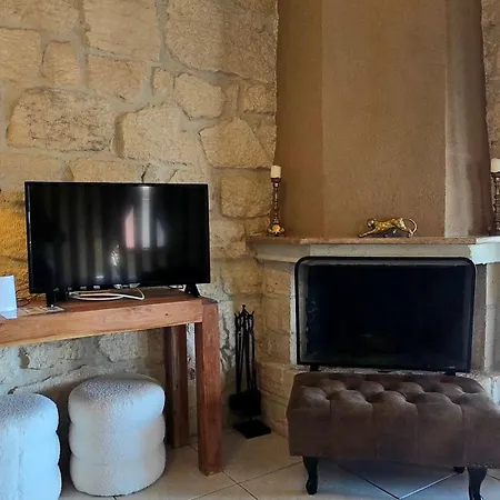To Petrino, Stylish Stone House, Elani * Siviri