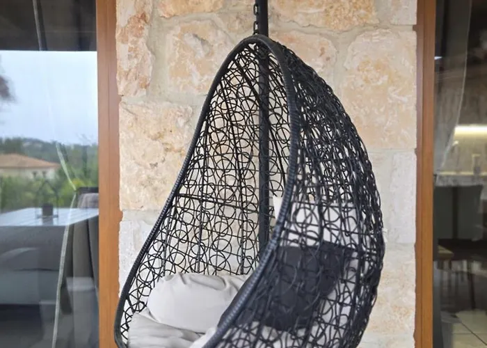 To Petrino, Stylish Stone House, Elani Apartmán Siviri