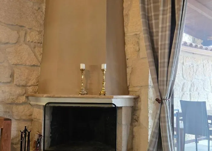 Apartmán To Petrino, Stylish Stone House, Elani *