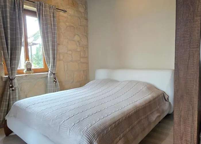To Petrino, Stylish Stone House, Elani Apartmán Siviri