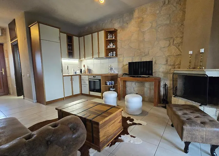 To Petrino, Stylish Stone House, Elani Apartmán Siviri